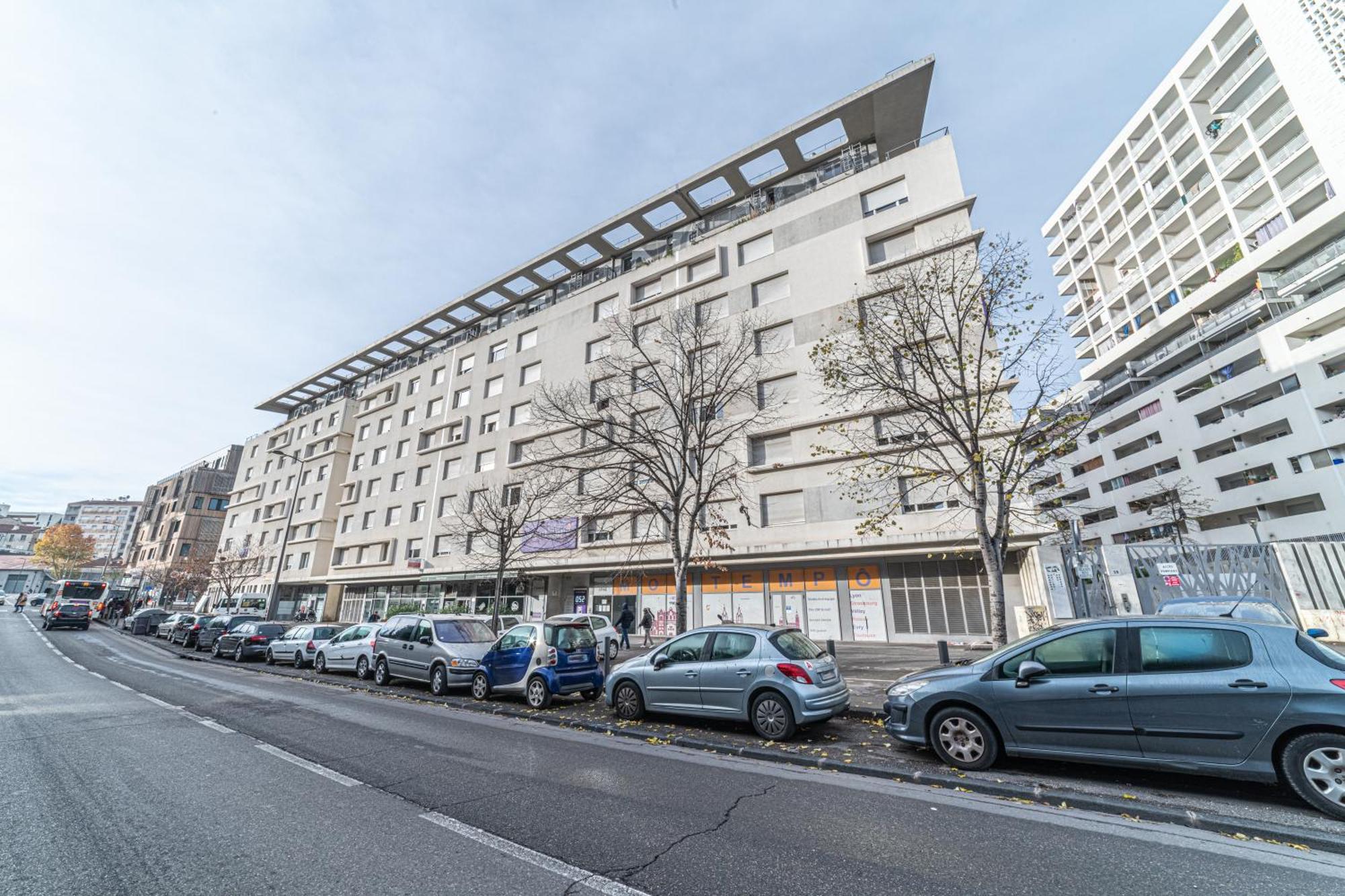 Montempo Apparthotel Marseille Centre Euromed Exterior photo